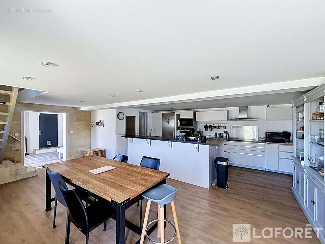 Maison aux beaux volumes - photo 10