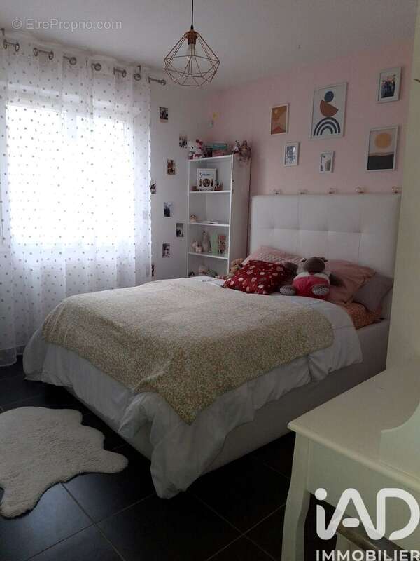 Photo 9 - Maison à ROMILLY-SUR-SEINE