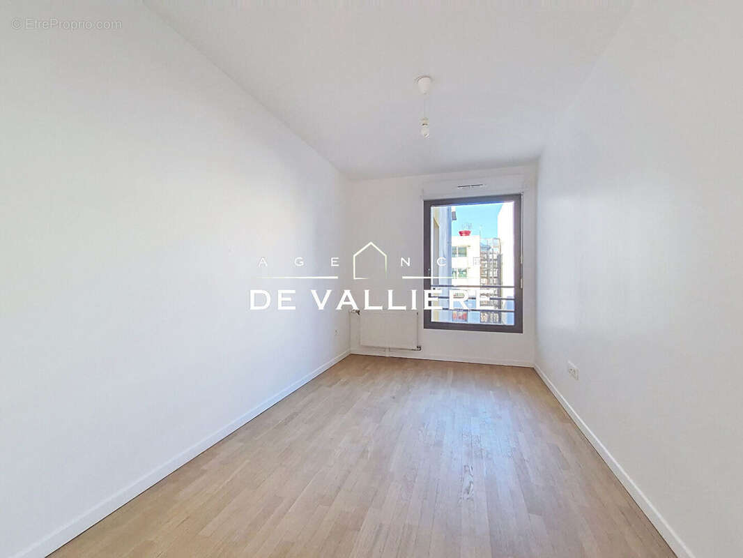 Appartement à NANTERRE