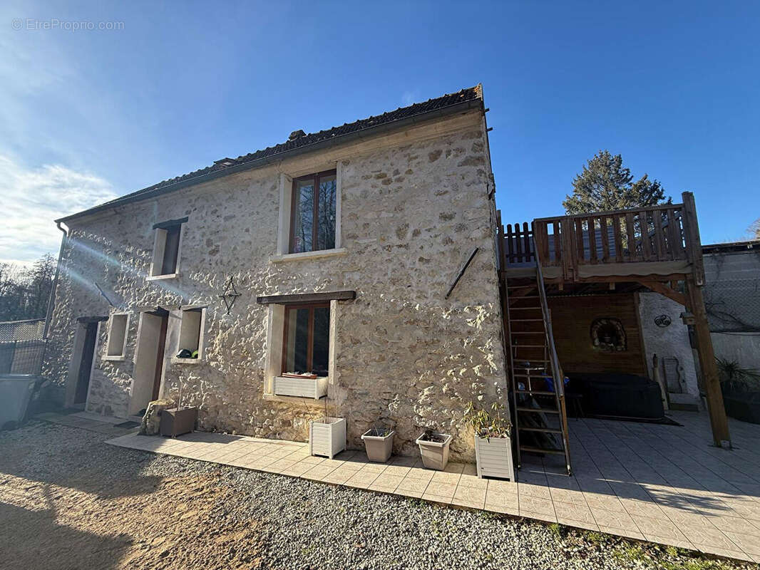 Maison à LIZY-SUR-OURCQ