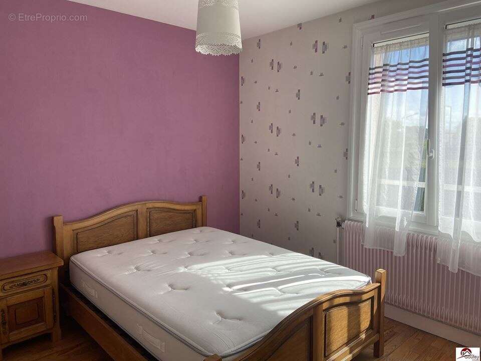 Maison 78 m² à Riorges  - photo 4
