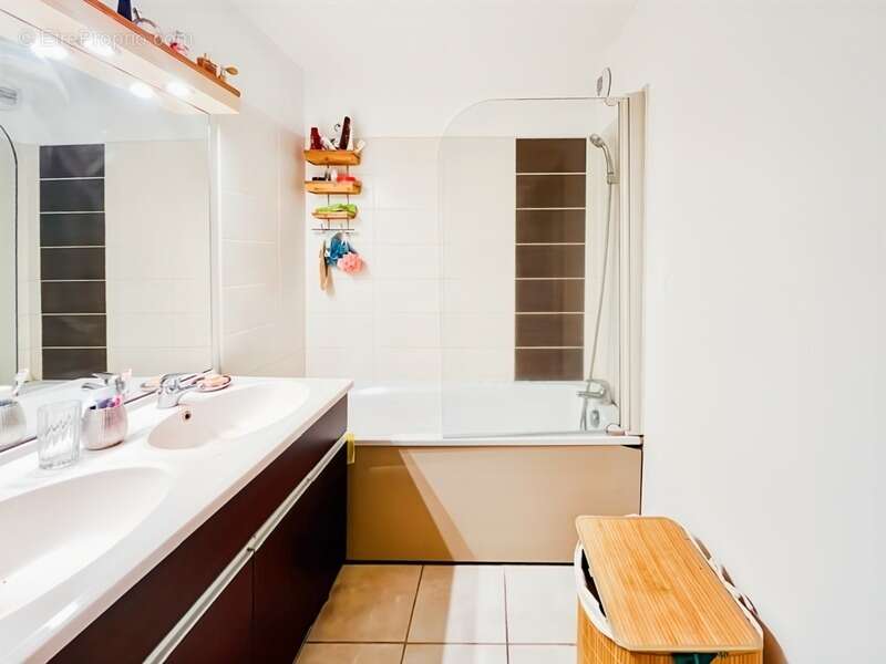 Appartement à SAINT-DENIS