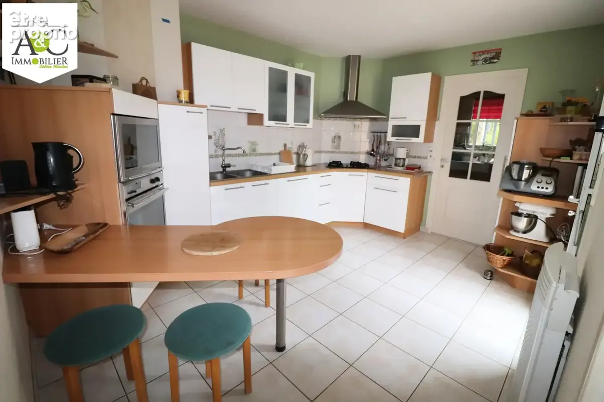 Pont-scorff maison de plain-pied sur 100m2 de terrain avec piscine - photo 4