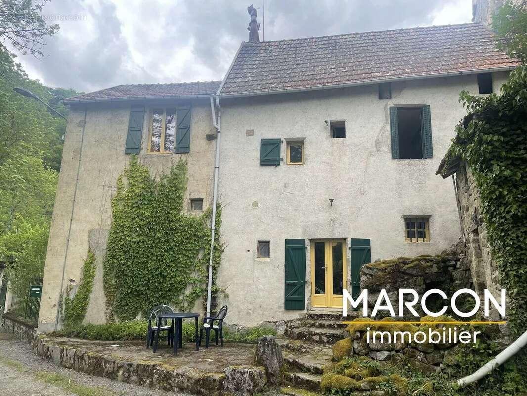 Maison à AUBUSSON