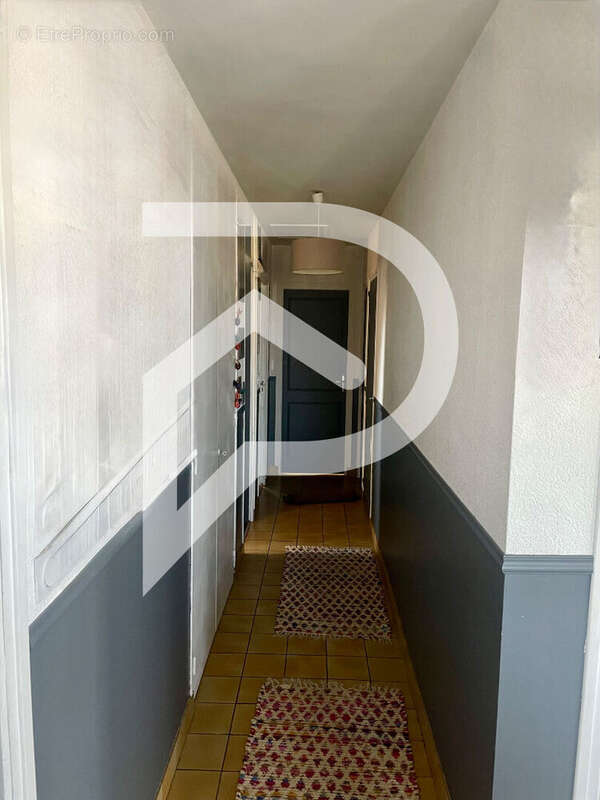 Maison à BAGNAC-SUR-CELE