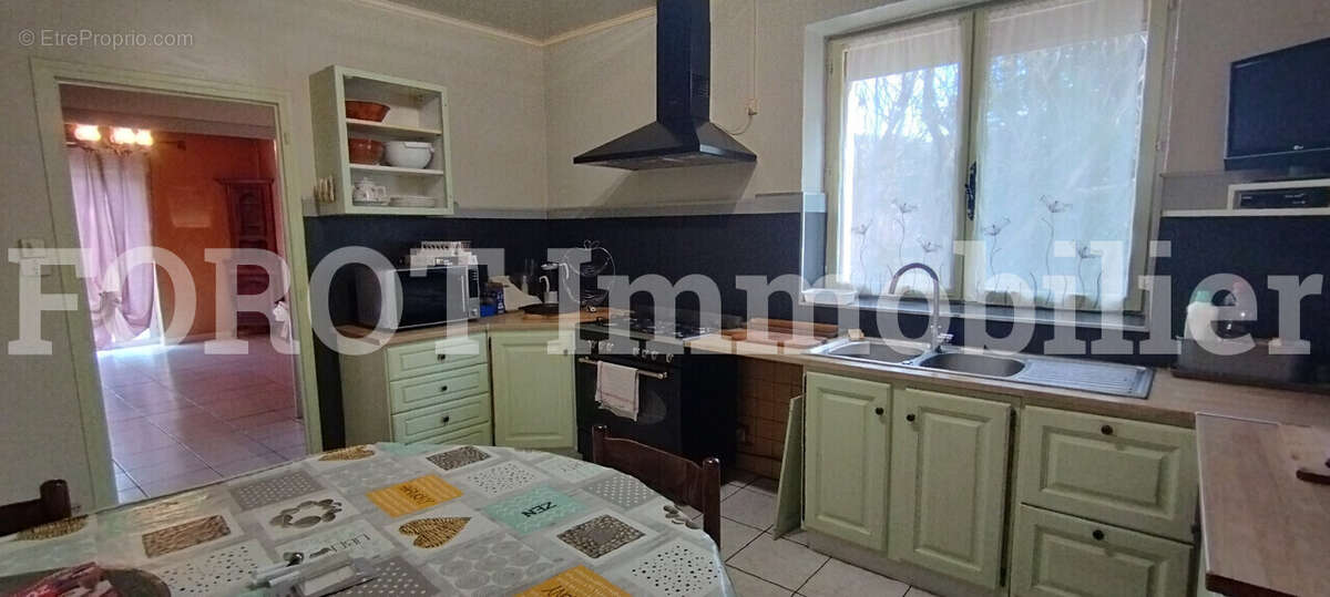 Maison à SAINT-MARTIN-DE-VALAMAS