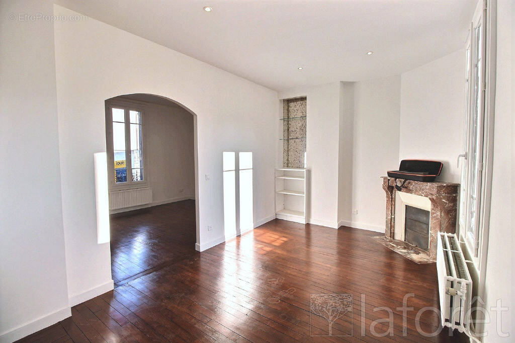 Appartement à SURESNES