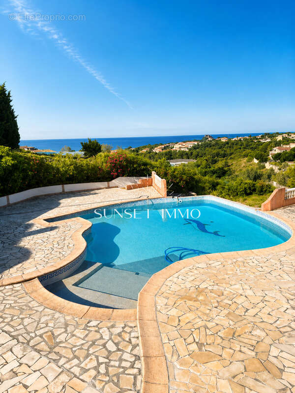 Sausset-les-pins   villa familiale avec vue mer, piscine à débordement et environnement privilégié - photo 6