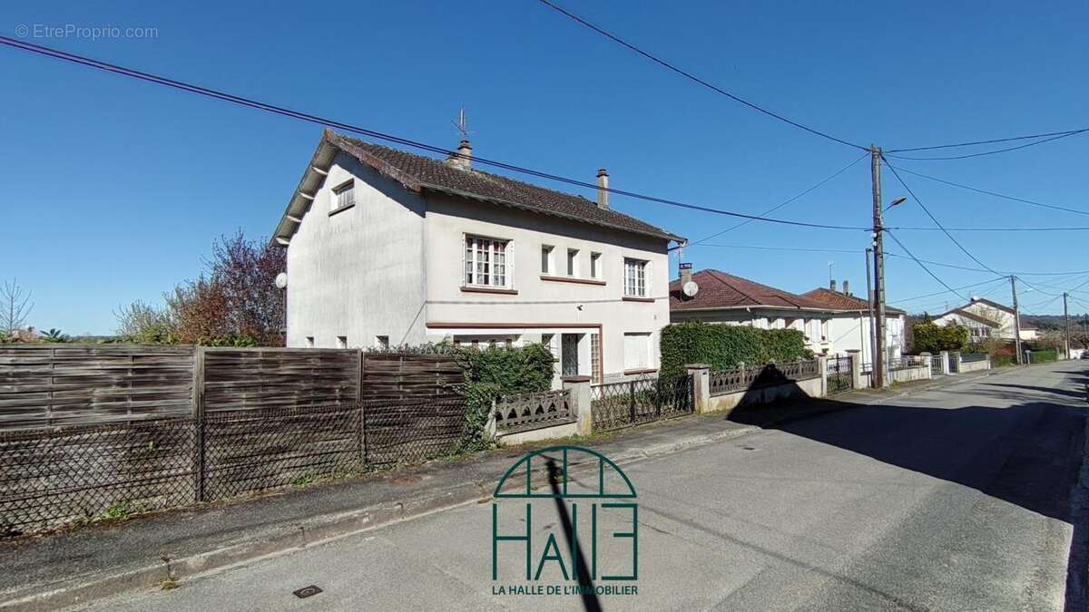 Maison à SAINT-JUNIEN