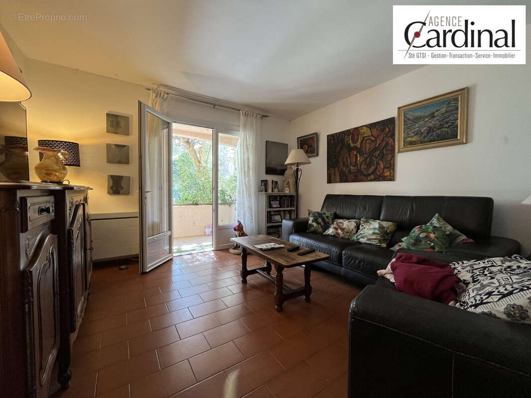 Appartement à CARRY-LE-ROUET