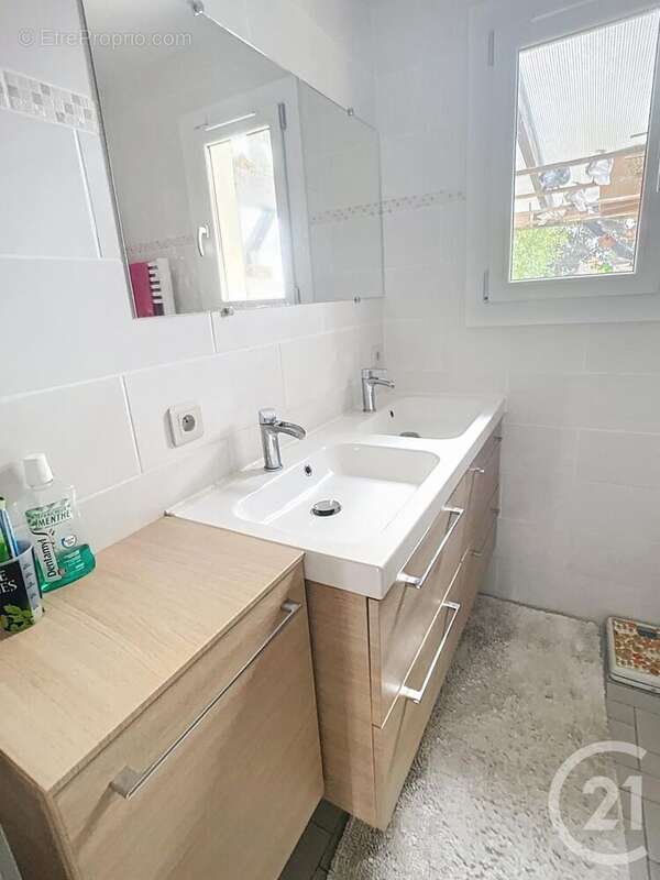 Maison à CHATEAU-SUR-EPTE