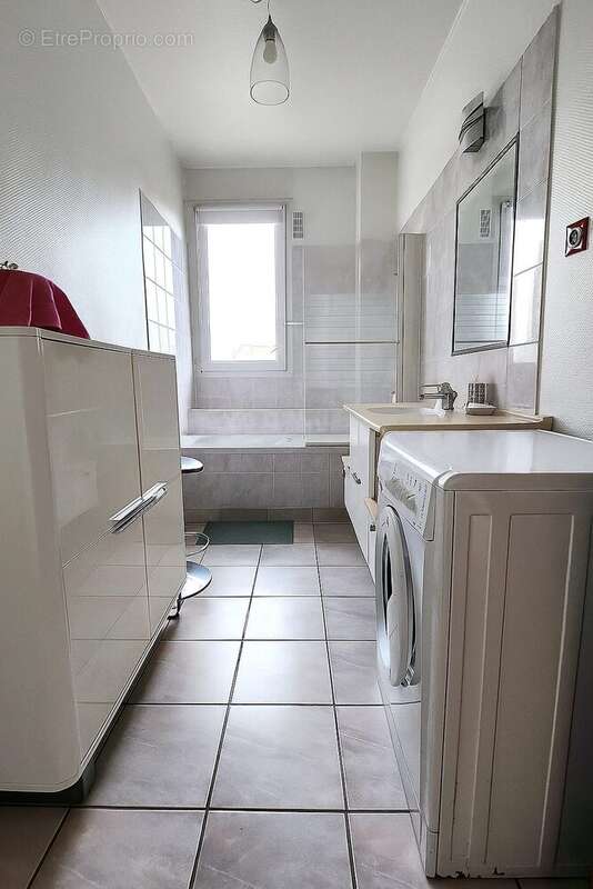 Appartement à MAISONS-ALFORT