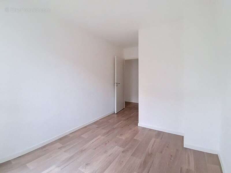 Appartement à SAINT-JACQUES-DE-LA-LANDE