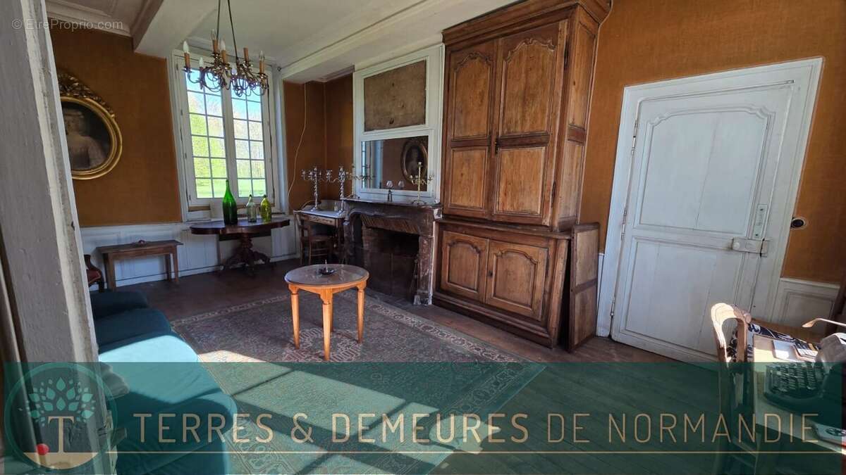 Maison à ILLOIS
