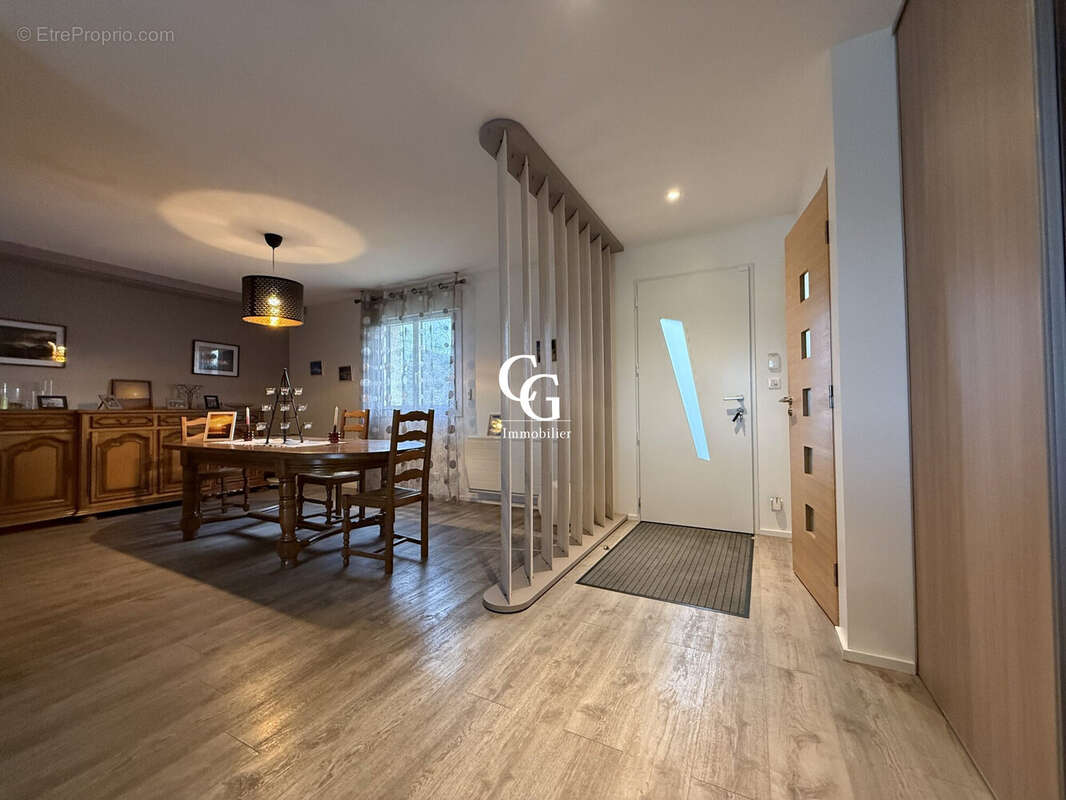 Maison à VIEILLEVIGNE