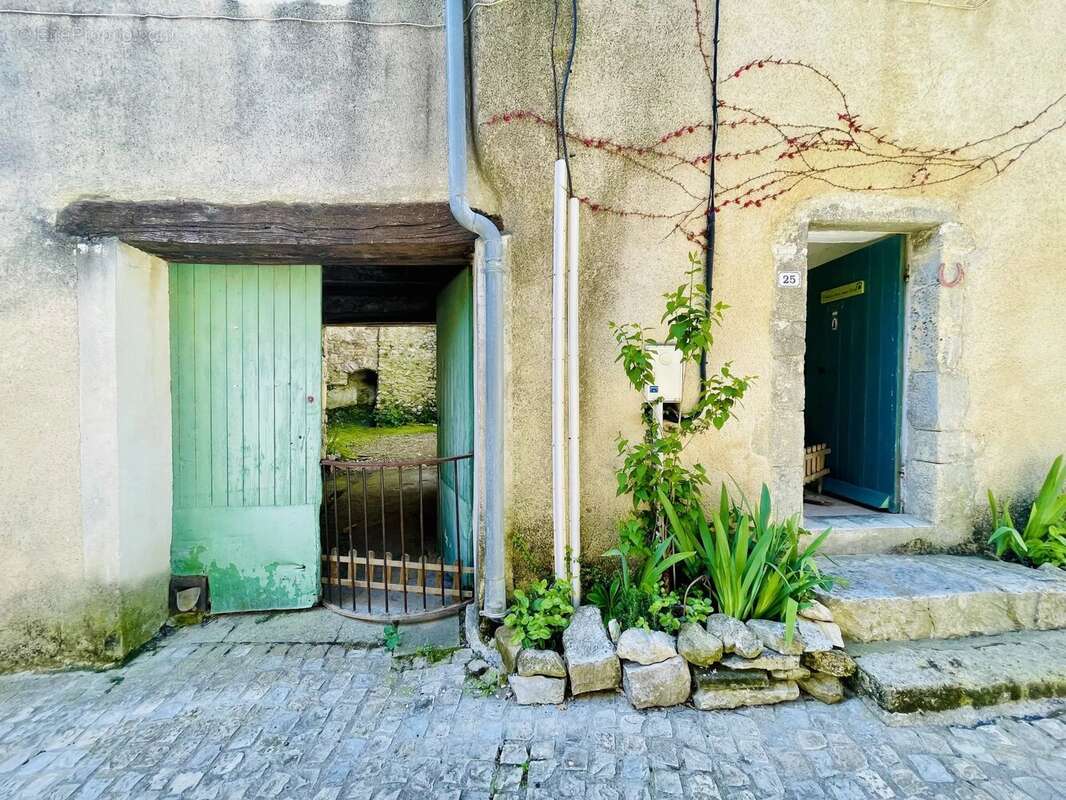Maison à SAVOILLAN