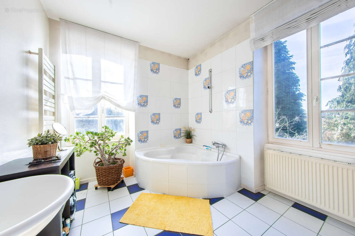 Maison à MOOSLARGUE