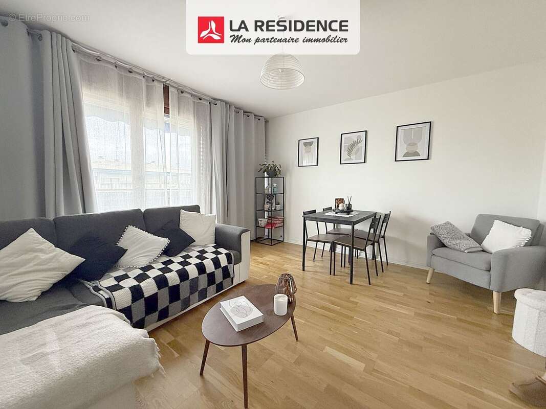 Appartement 35 m² à Velizy-Villacoublay  - photo 3