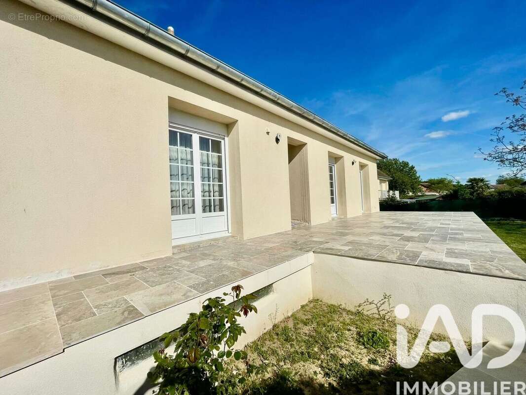 Photo 1 - Maison à MAROLLES-SUR-SEINE