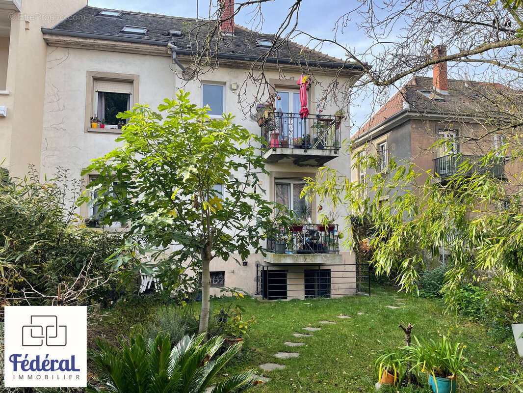SCHILTIGHEIM F3 de 74m2 rdc, avec balcon et grand jardin dans maison traditionnelle. - photo 8