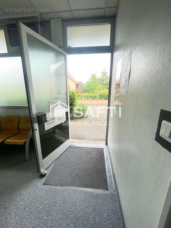 Photo 4 - Commerce à HORBOURG-WIHR