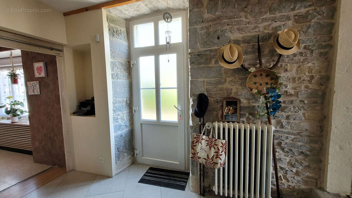 Maison à ANDELOT-EN-MONTAGNE