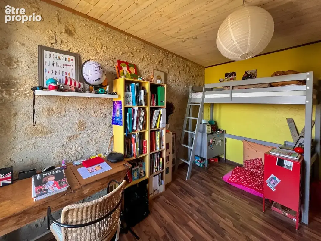 Propriété de charme dans un village prisé avec cour intérieure - photo 16