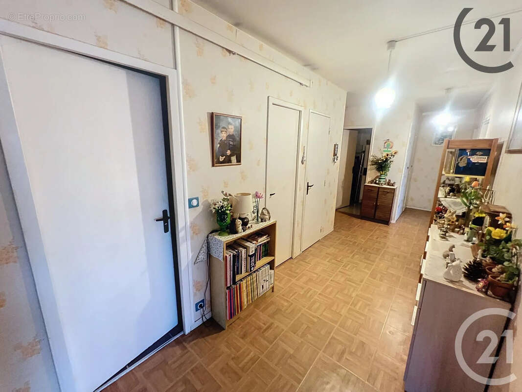 Appartement 86 m² à Auxerre  - photo 2