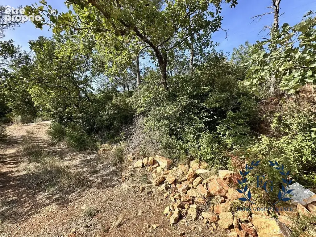Terrain 900 m² à vendre à Brignoles (83170) - photo 2