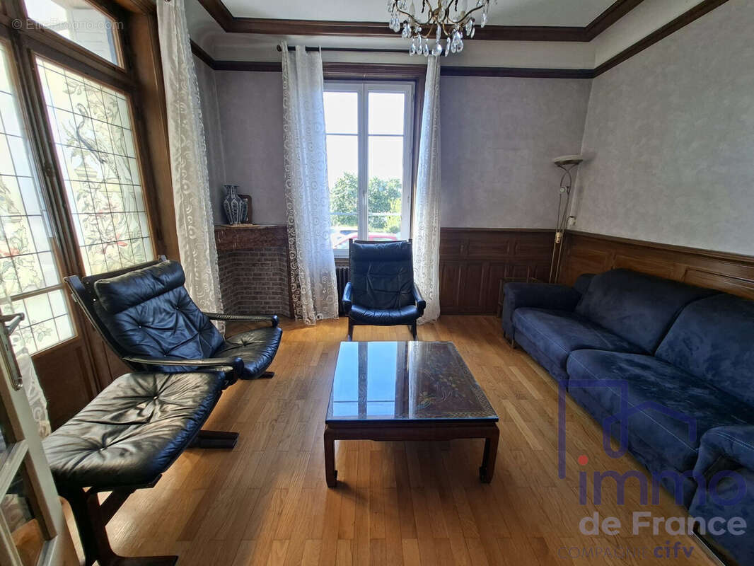 Maison 187 m² à Le Puy-En-Velay  - photo 6