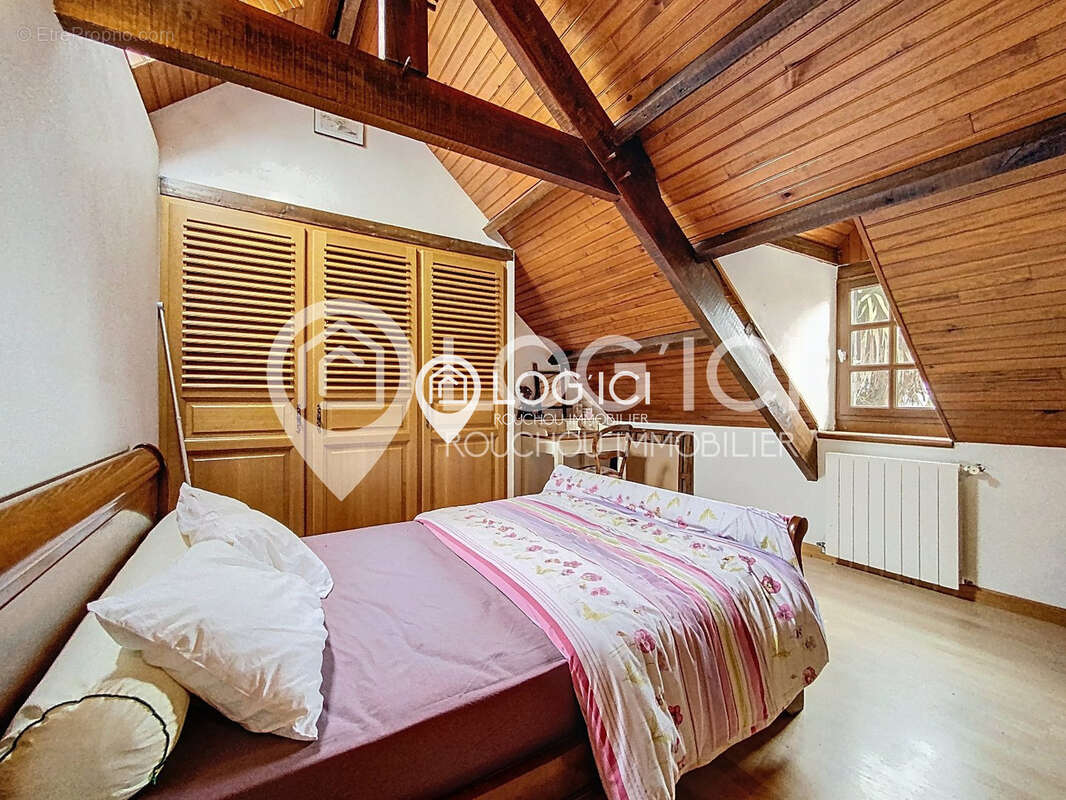 Maison à AURIONS-IDERNES