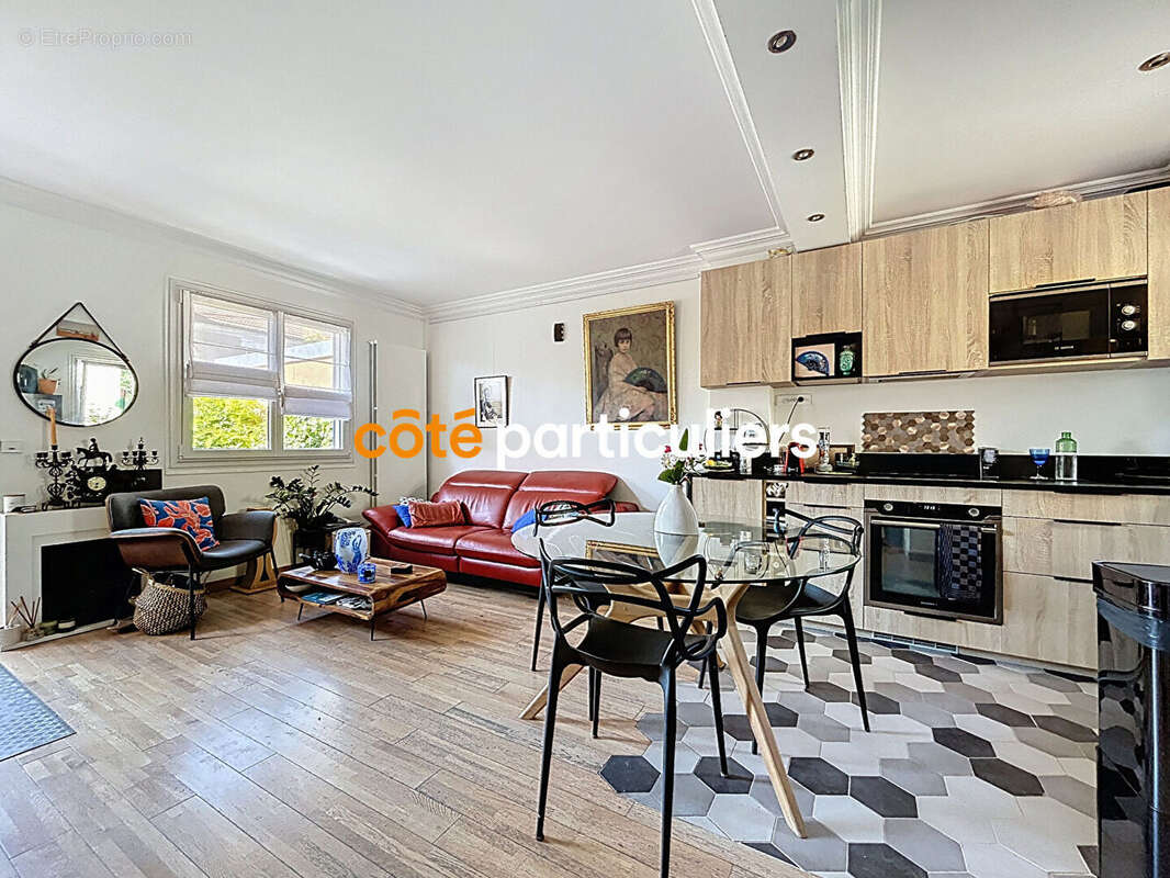 Maison à SAINT-MAUR-DES-FOSSES