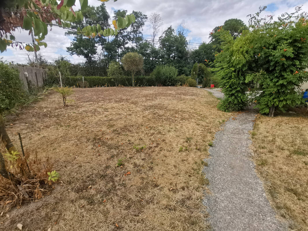 Maison à SAINT-MALO-DU-BOIS