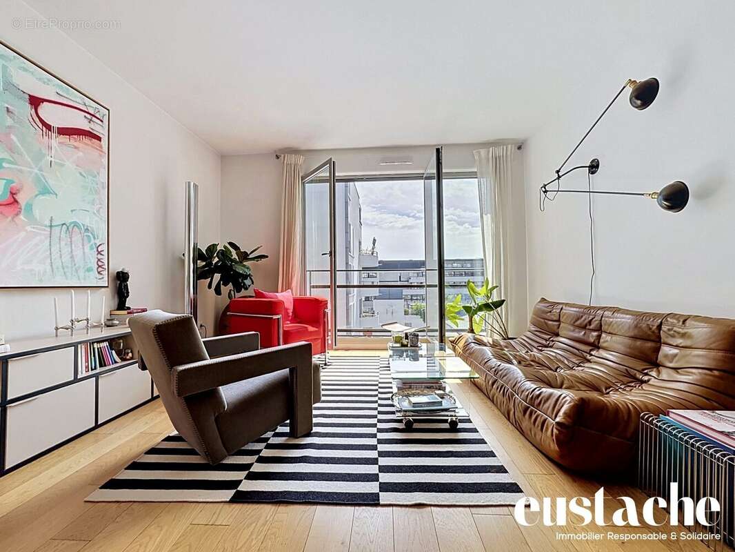Appartement à PARIS-19E