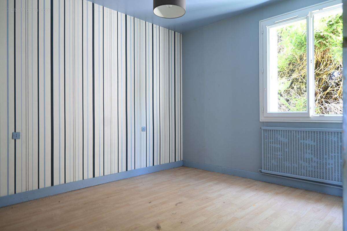 Maison à AZAY-LE-RIDEAU