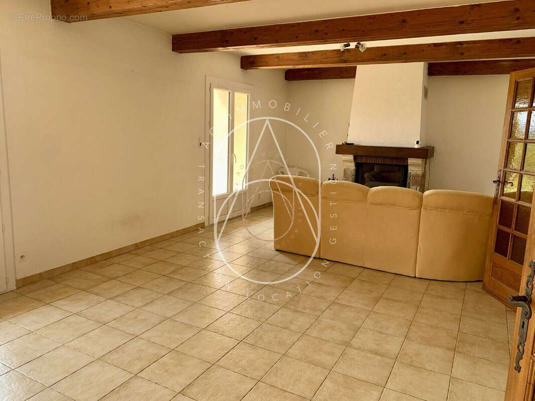 Maison à ROUSSON