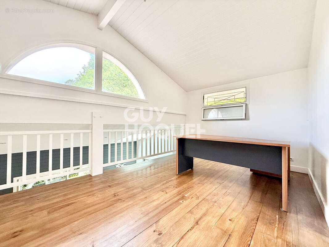 Maison à LE BOUSCAT