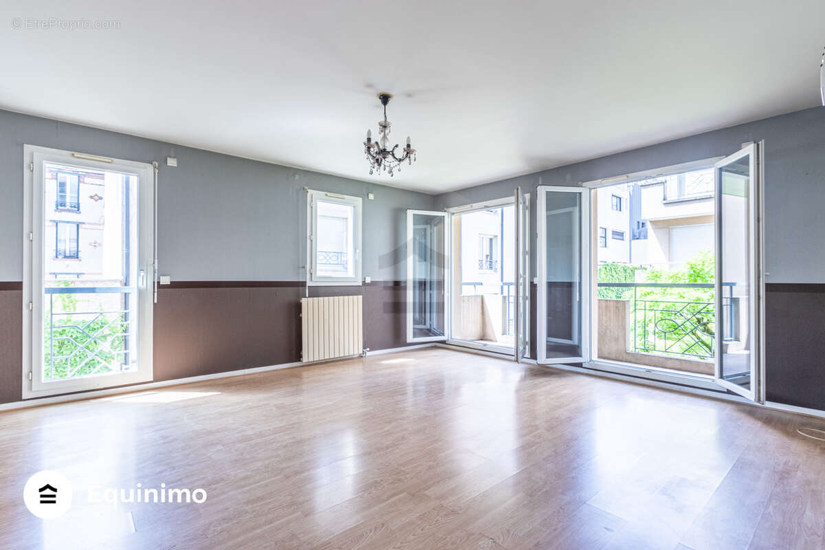 Appartement à PARIS-12E