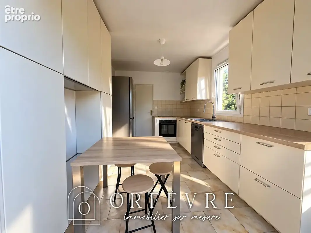 Maison Restinclieres 6 pièce(s) 115 m2 sur terrain 1000m² - photo 8