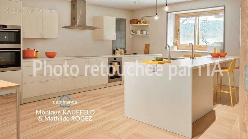 Maison à TOURS-SUR-MEYMONT