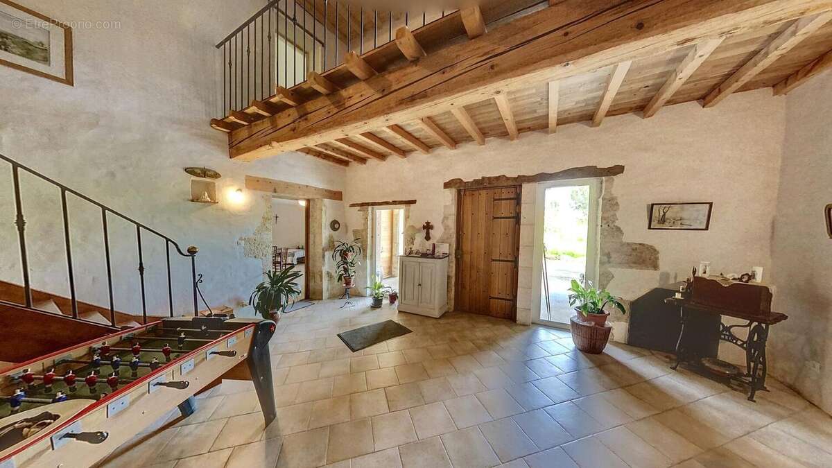 Entree 2 - Maison à LECTOURE