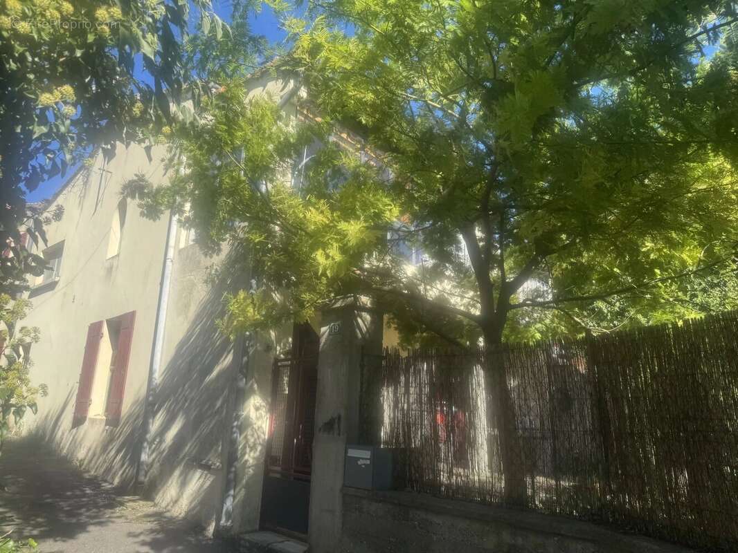 Maison à SAINTE-ANASTASIE