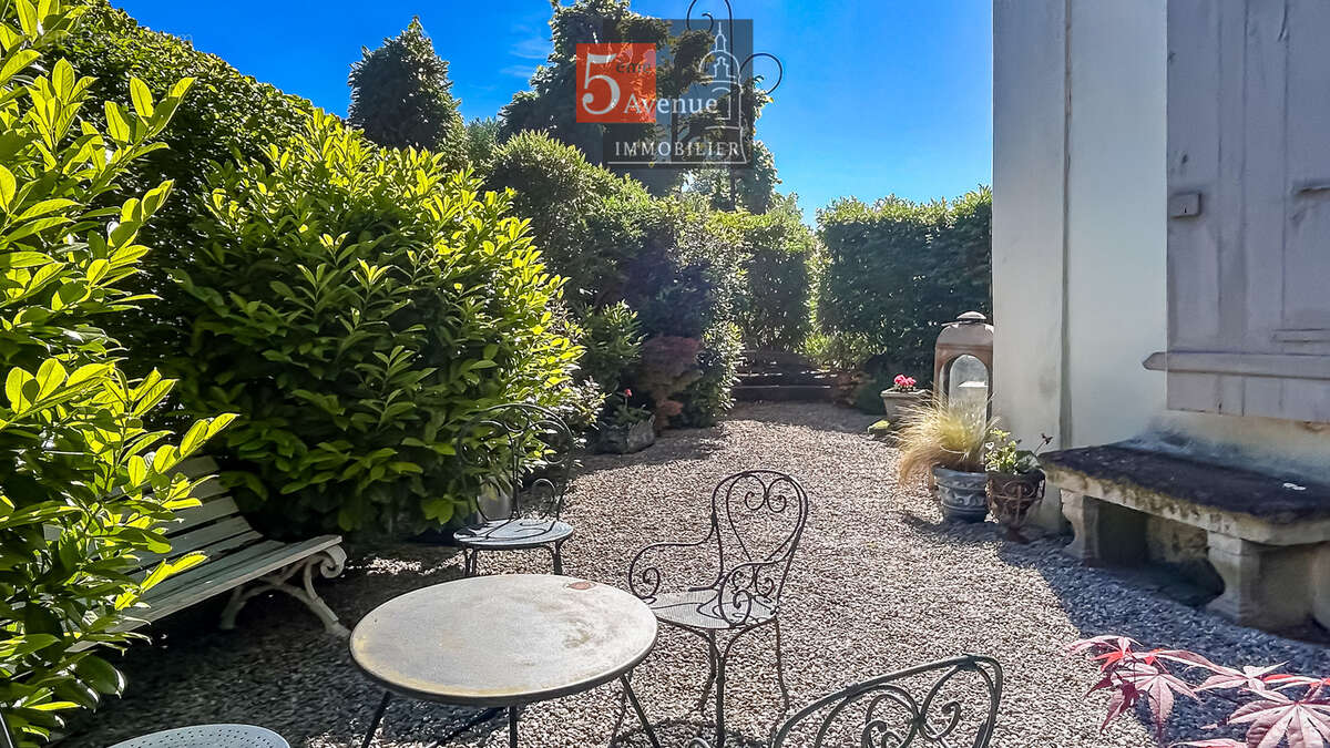 Appartement 2 chambres de 73 m2 avec jardin privatif   secteur historique de Chantilly - photo 9