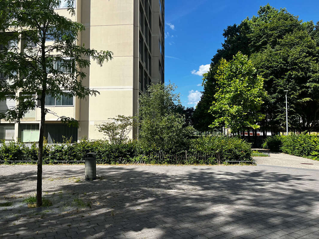 Appartement à COLOMBES