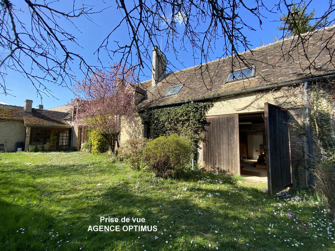 Maison à LIXY