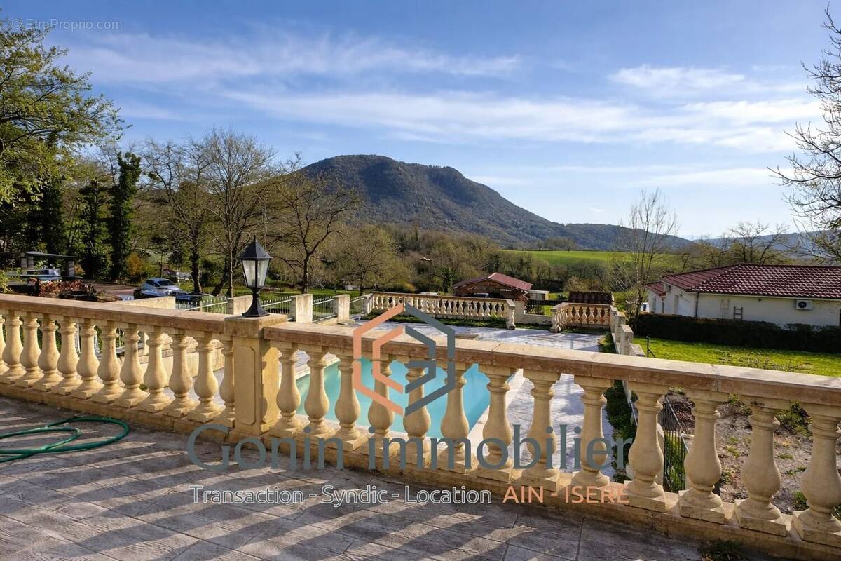 Maison à SAULT-BRENAZ