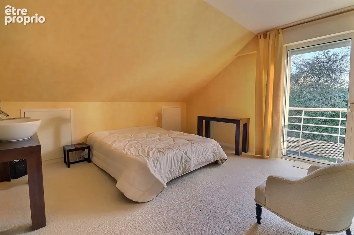 A vendre landerneau maison de 223 m2  5 chambres  sur terrain de 2250 m2 - photo 14