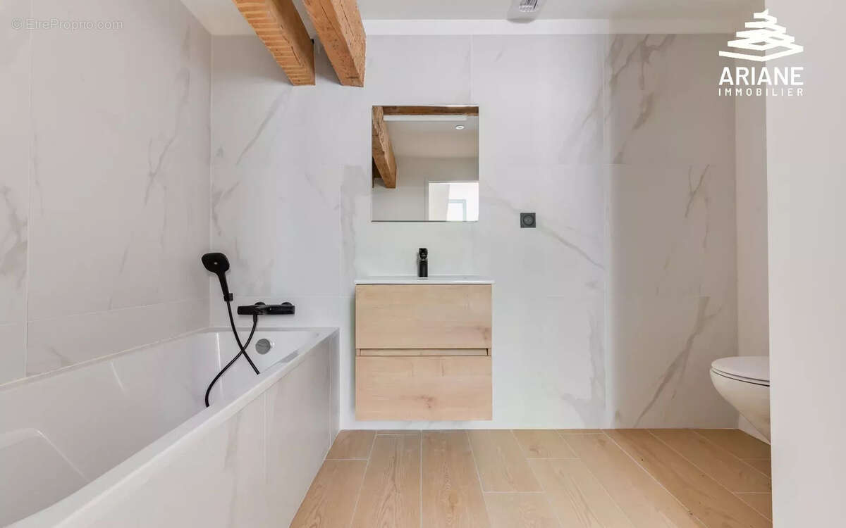 Appartement à VOURLES