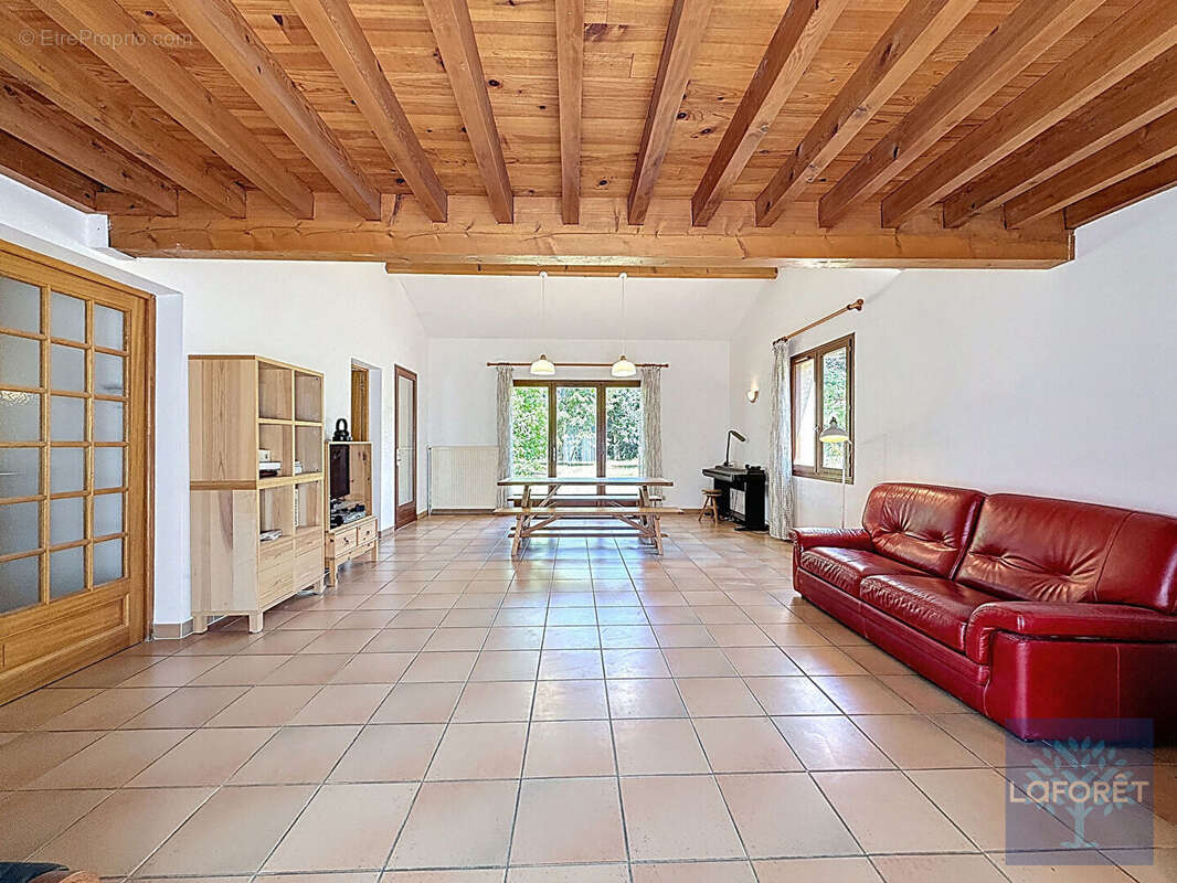 Maison à SAINT-ORENS-DE-GAMEVILLE