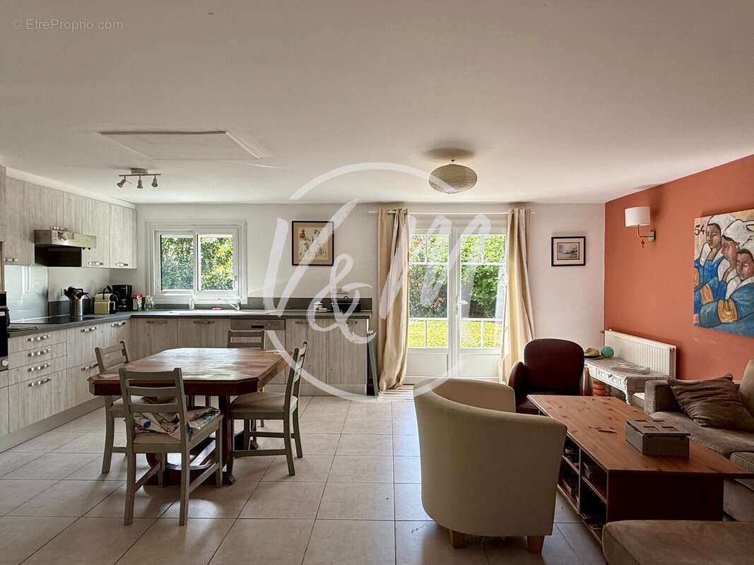 Maison 223 m² à Andernos-Les-Bains  - photo 6